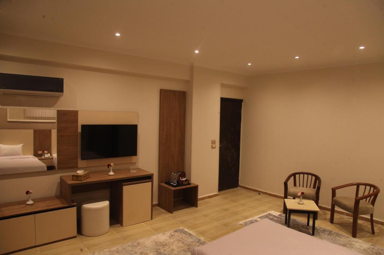 Jewel Assiut Hotel エクステリア 写真